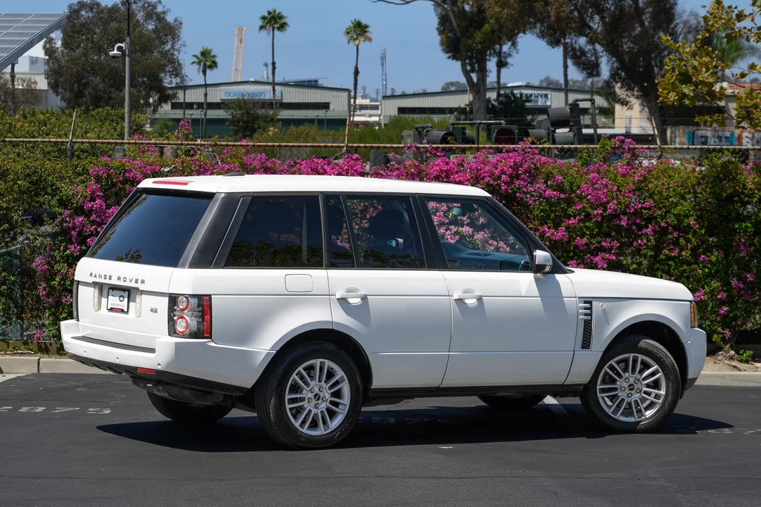 2012 Land Rover Range Rover L322 - Image 12 of 31