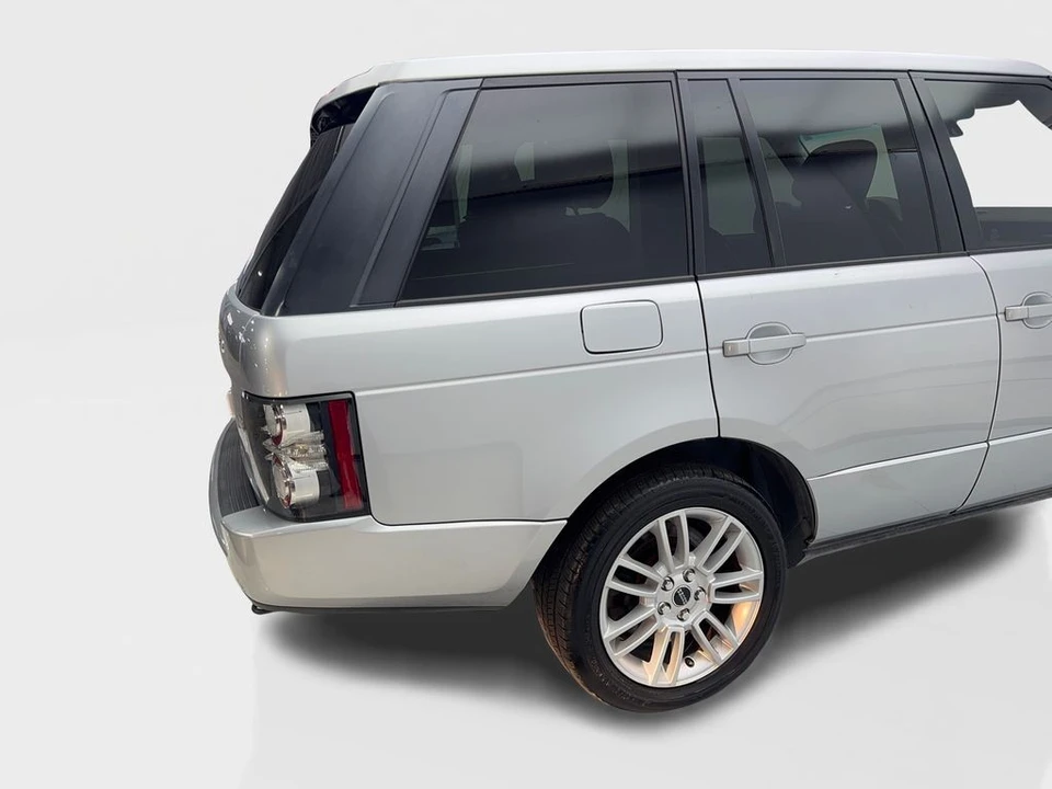 2012 Land Rover Range Rover L322 - Image 18 of 21