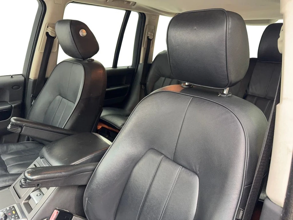 2012 Land Rover Range Rover L322 - Image 24 of 31