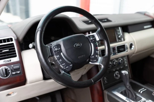 2012 Land Rover Range Rover L322 - Image 5 of 7