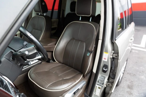 2012 Land Rover Range Rover L322 - Image 4 of 7