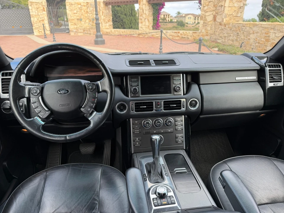 2012 Land Rover Range Rover L322 - Image 13 of 30