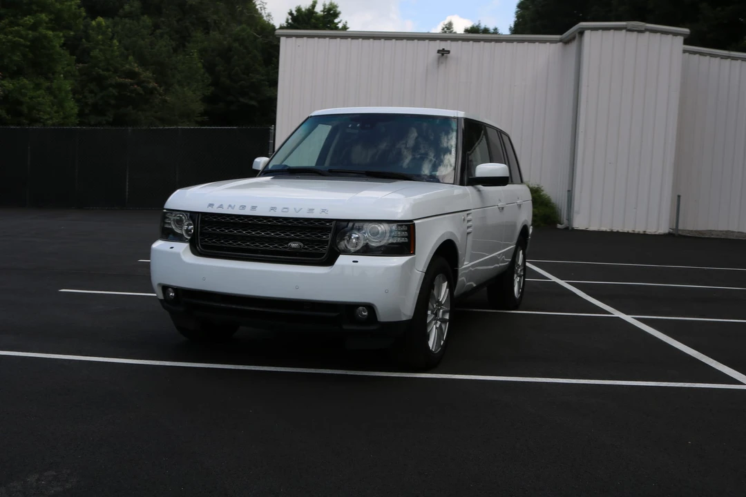 2012 Land Rover Range Rover L322 - Image 3 of 31