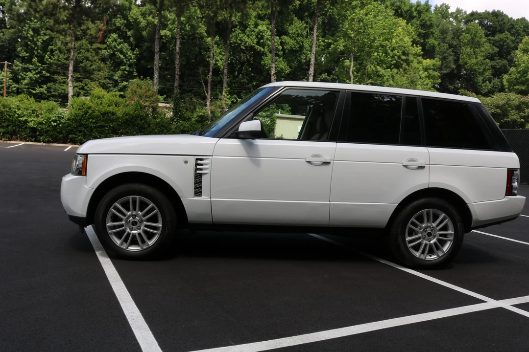 2012 Land Rover Range Rover L322 - Image 12 of 31