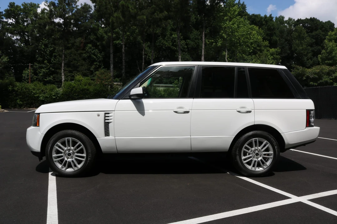 2012 Land Rover Range Rover L322 - Image 11 of 31