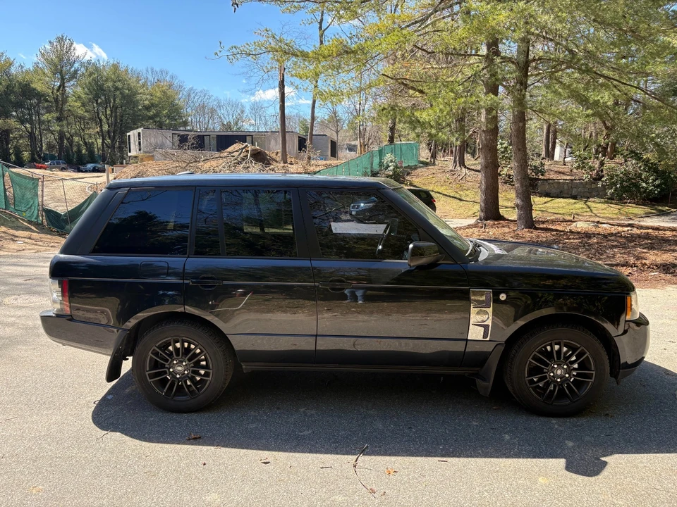2012 Land Rover Range Rover L322 - Image 11 of 21