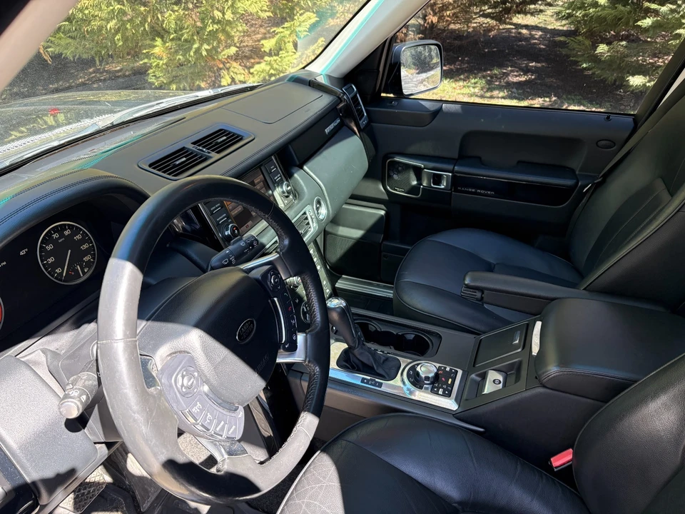 2012 Land Rover Range Rover L322 - Image 16 of 21