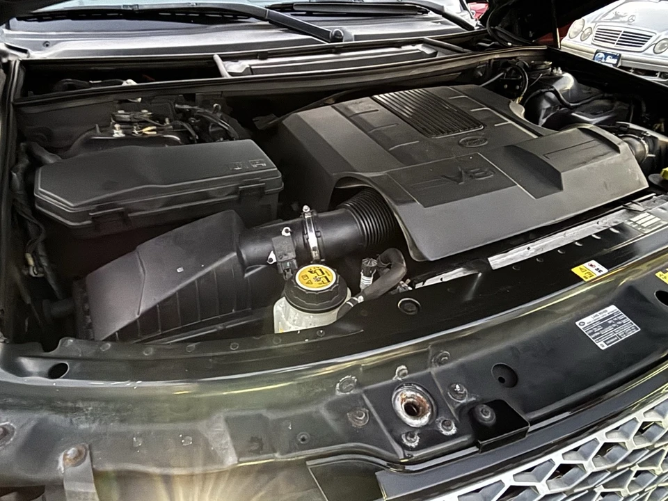 2012 Land Rover Range Rover L322 - Image 16 of 16