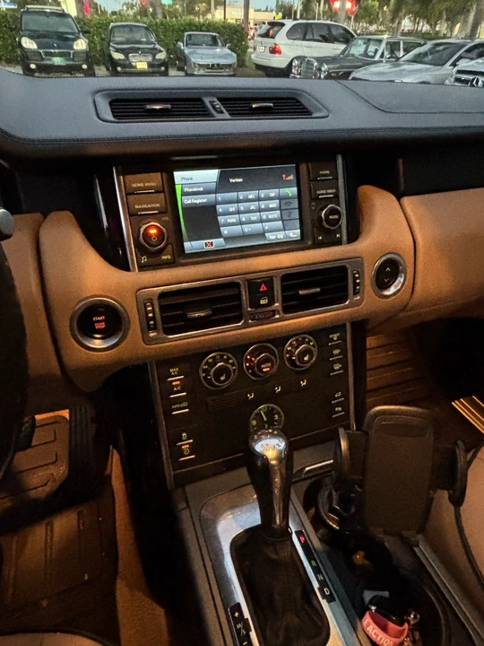 2012 Land Rover Range Rover L322 - Image 12 of 16