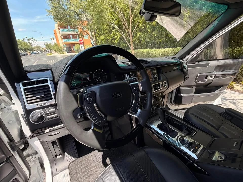 2012 Land Rover Range Rover L322 - Image 16 of 20
