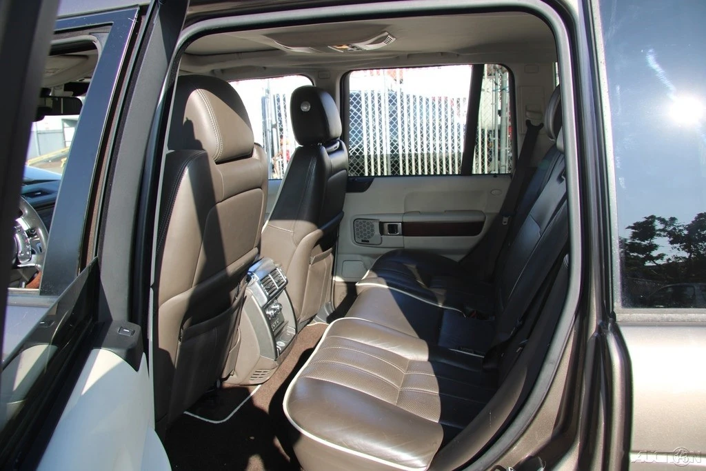 2012 Land Rover Range Rover L322 - Image 18 of 21