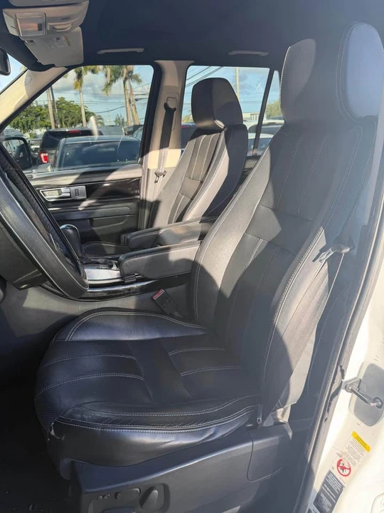 2012 Land Rover Range Rover L322 - Image 10 of 11