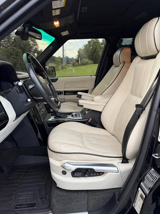 2012 Land Rover Range Rover L322 - Image 13 of 18