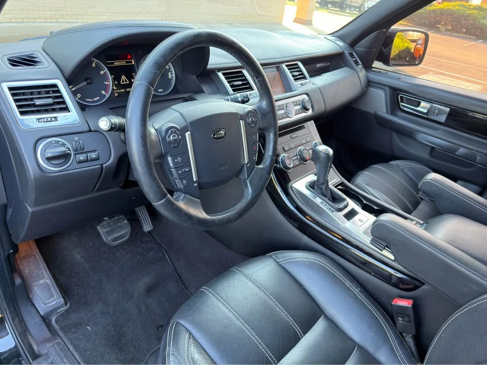 2012 Land Rover Range Rover L322 - Image 8 of 17