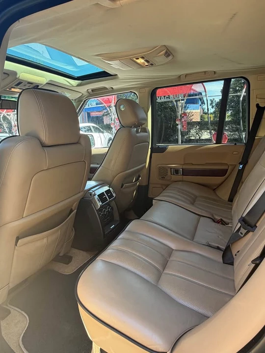 2012 Land Rover Range Rover L322 - Image 10 of 16