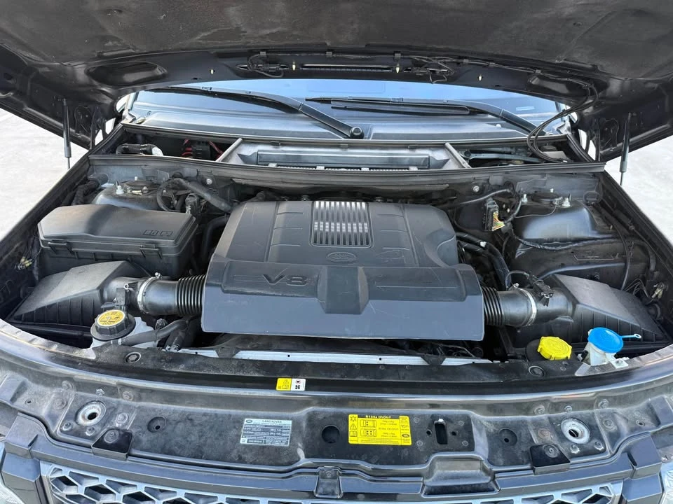 2012 Land Rover Range Rover L322 - Image 19 of 20