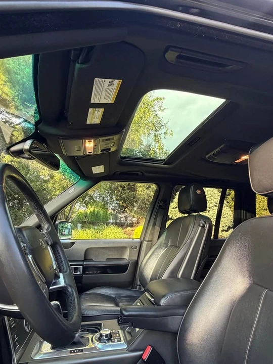 2012 Land Rover Range Rover L322 - Image 11 of 19