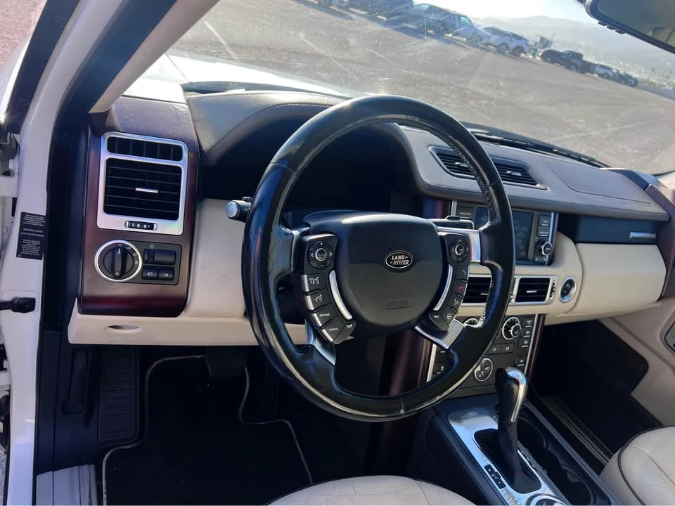 2012 Land Rover Range Rover L322 - Image 16 of 20