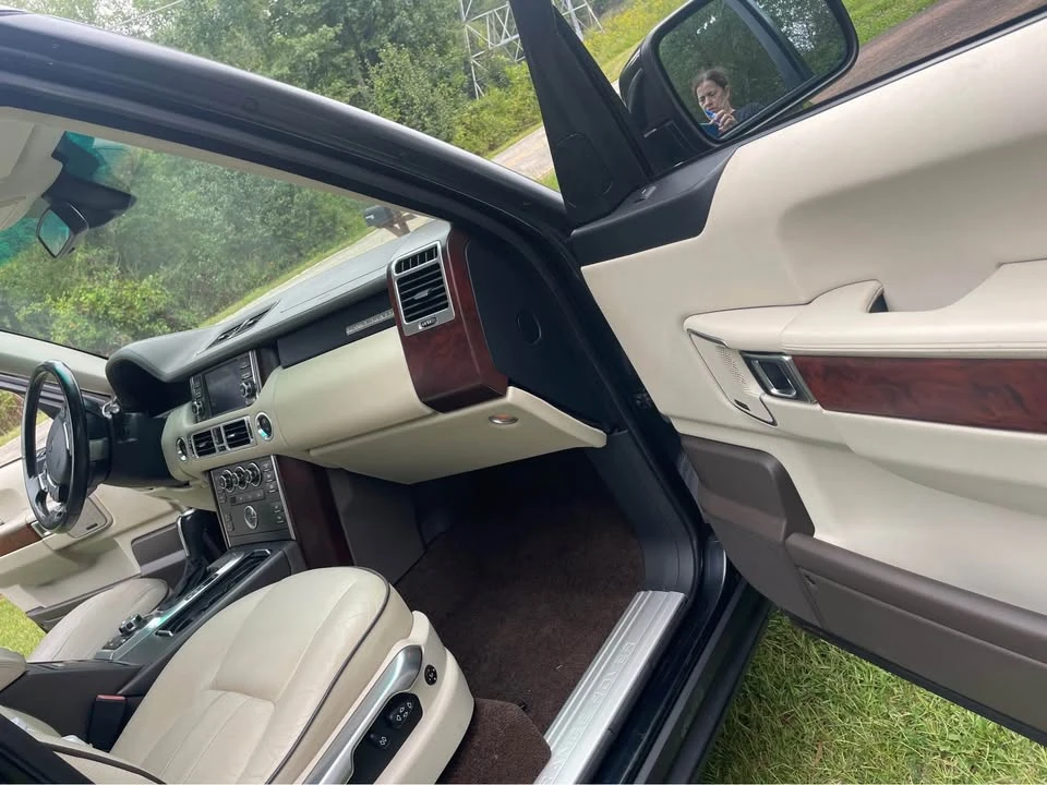 2012 Land Rover Range Rover L322 - Image 10 of 15