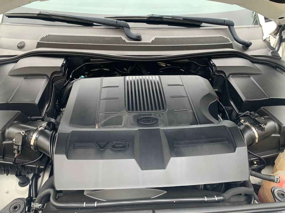 2012 Land Rover Range Rover L322 - Image 16 of 21