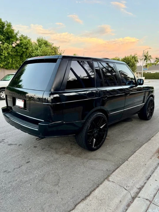 2012 Land Rover Range Rover L322 - Image 11 of 14