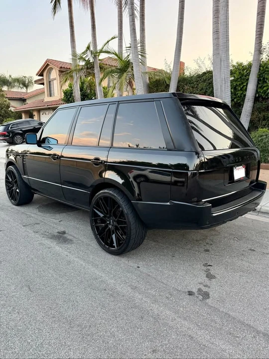 2012 Land Rover Range Rover L322 - Image 8 of 14