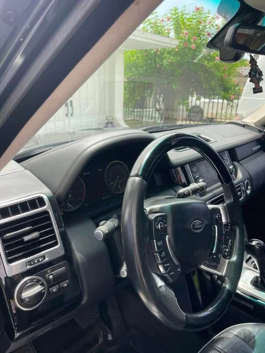 2012 Land Rover Range Rover L322 - Image 8 of 9