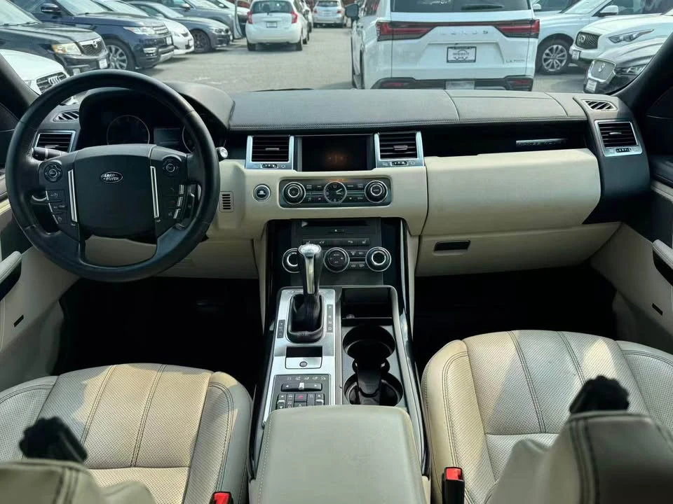 2012 Land Rover Range Rover L322 - Image 12 of 19