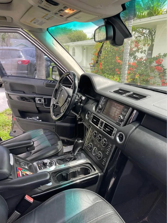 2012 Land Rover Range Rover L322 - Image 11 of 13
