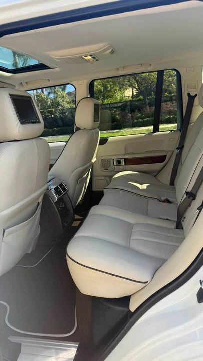 2012 Land Rover Range Rover L322 - Image 7 of 14