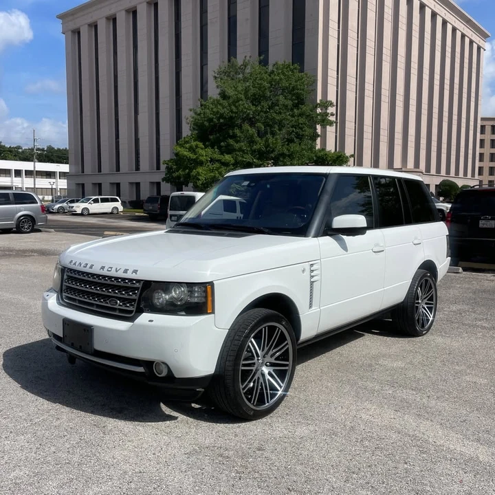 2012 Land Rover Range Rover L322 - Image 17 of 20