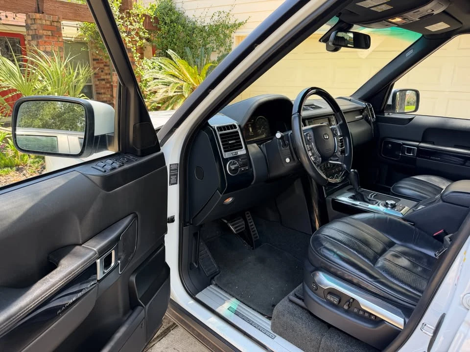 2012 Land Rover Range Rover L322 - Image 10 of 20