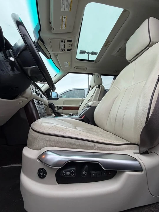 2012 Land Rover Range Rover L322 - Image 6 of 13