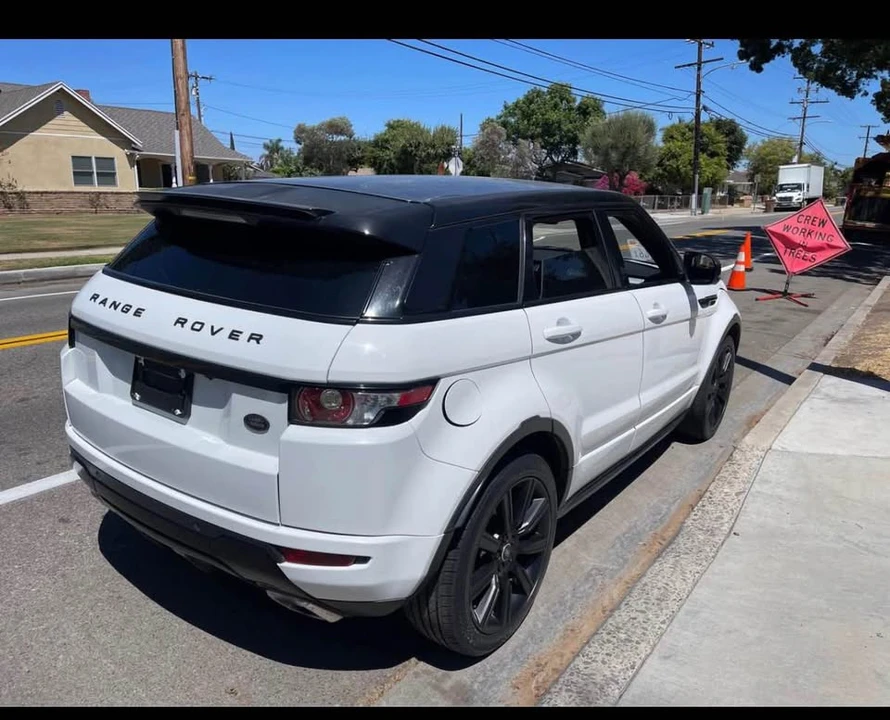 2012 Land Rover Range Rover L322 - Image 3 of 10