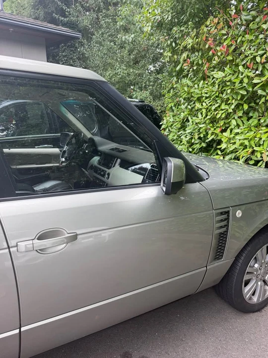 2012 Land Rover Range Rover L322 - Image 8 of 13