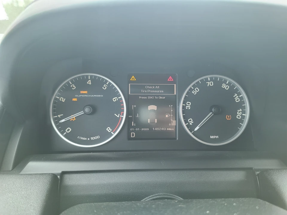 2012 Land Rover Range Rover L322 - Image 11 of 12