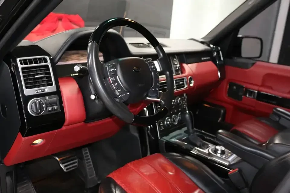 2012 Land Rover Range Rover L322 - Image 12 of 17