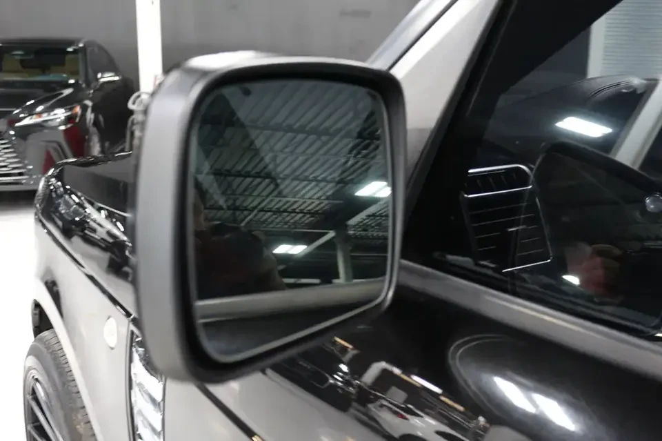 2012 Land Rover Range Rover L322 - Image 8 of 17