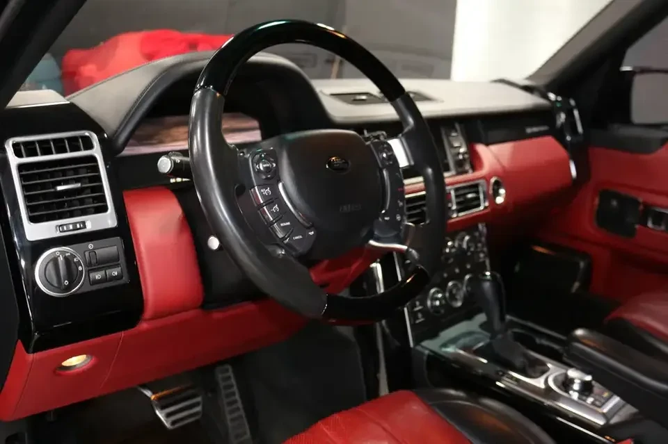 2012 Land Rover Range Rover L322 - Image 13 of 17
