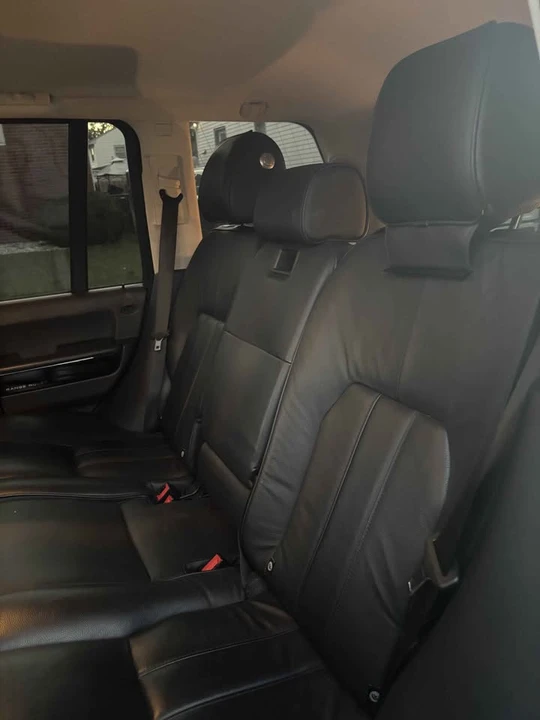 2012 Land Rover Range Rover L322 - Image 11 of 14