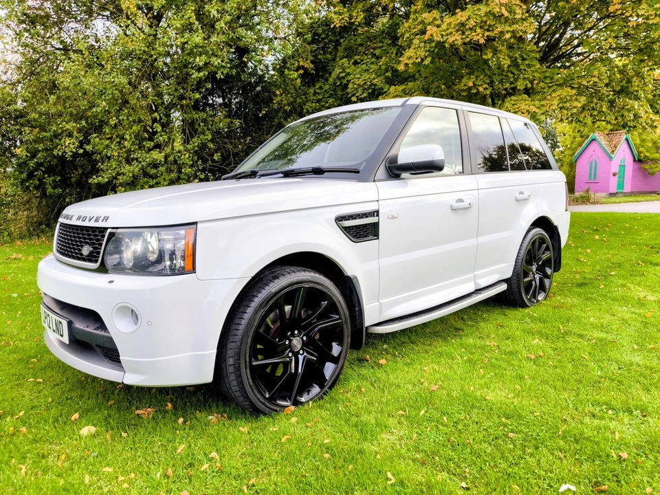 2012 Land Rover Range Rover L322 - Image 14 of 30