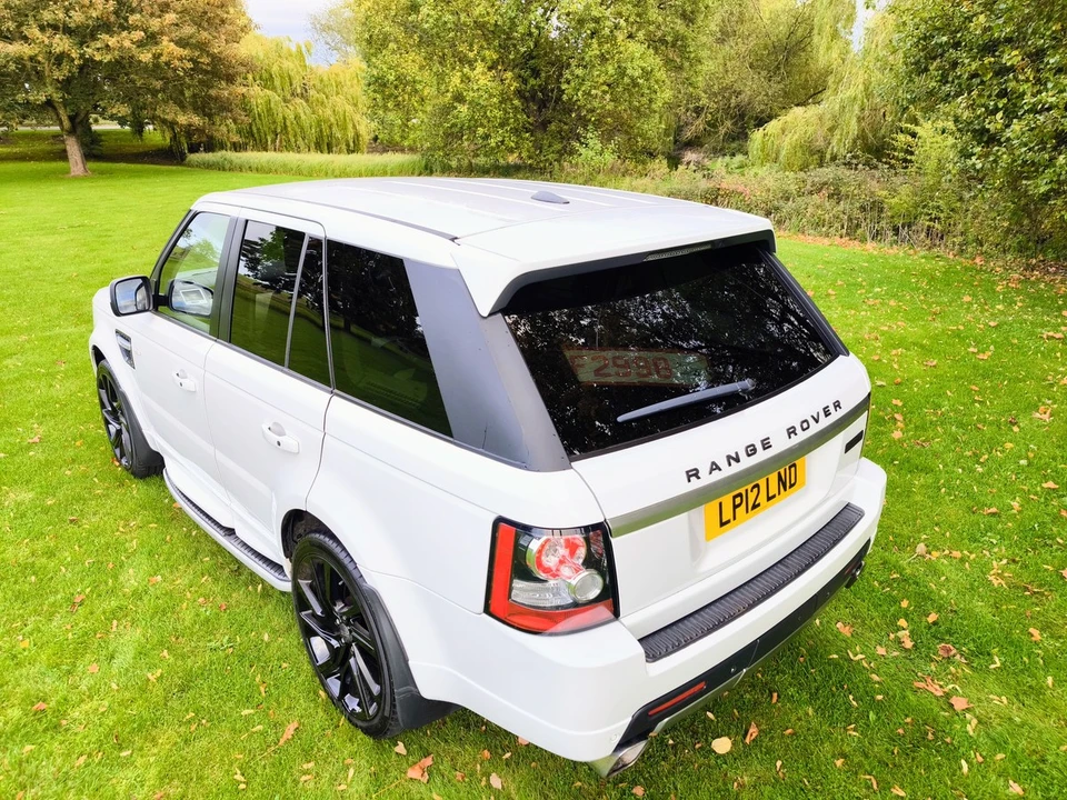 2012 Land Rover Range Rover L322 - Image 25 of 30