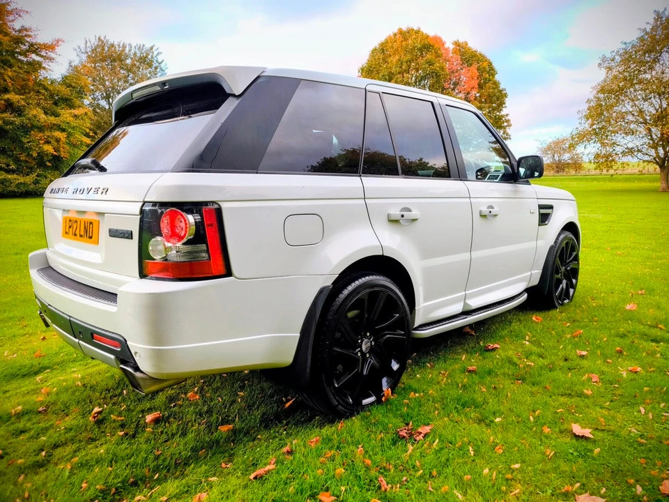 2012 Land Rover Range Rover L322 - Image 3 of 30