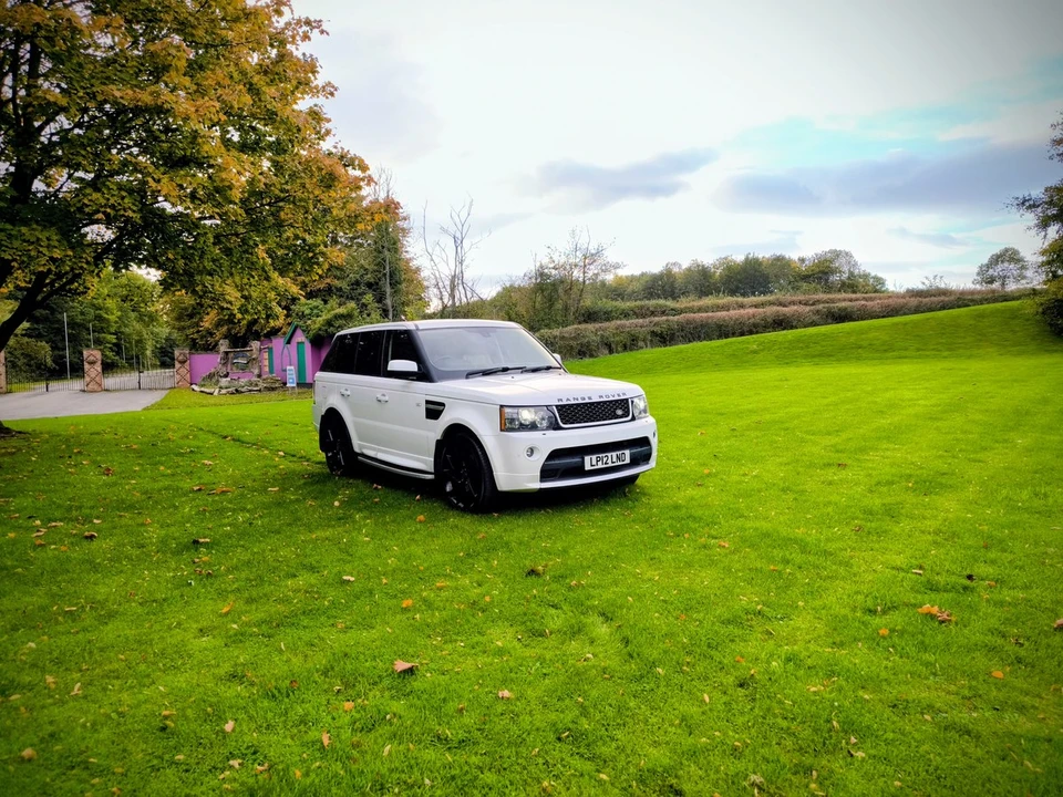 2012 Land Rover Range Rover L322 - Image 16 of 30