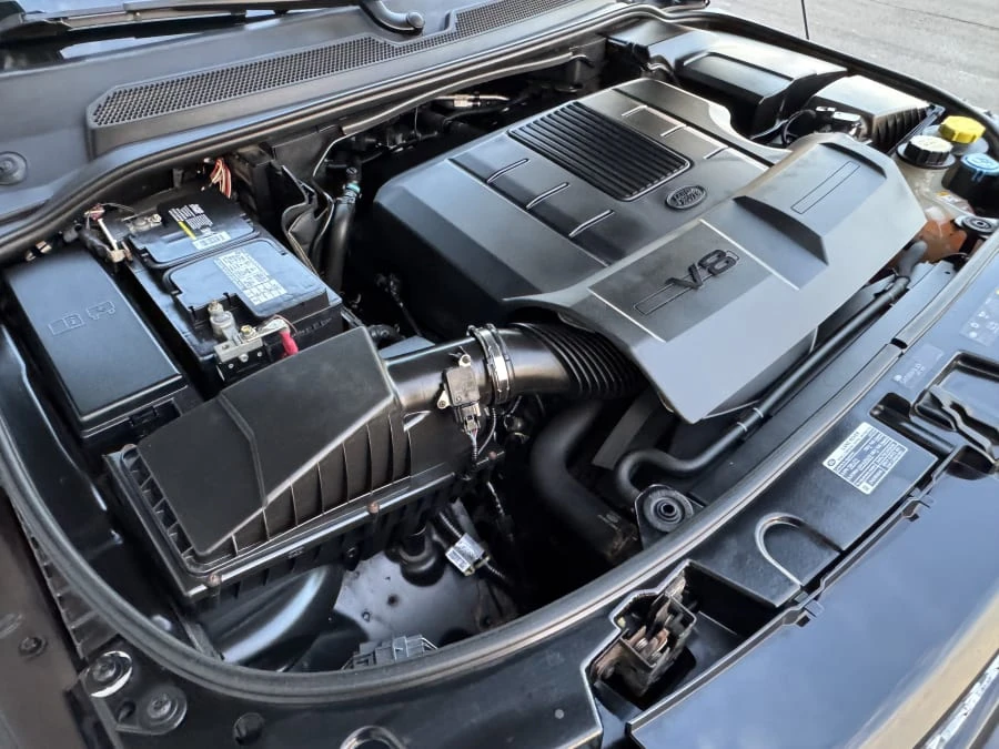 2012 Land Rover Range Rover L322 - Image 8 of 9