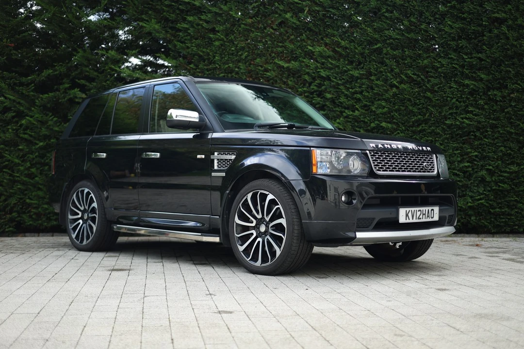 2012 Land Rover Range Rover L322 - Image 2 of 30
