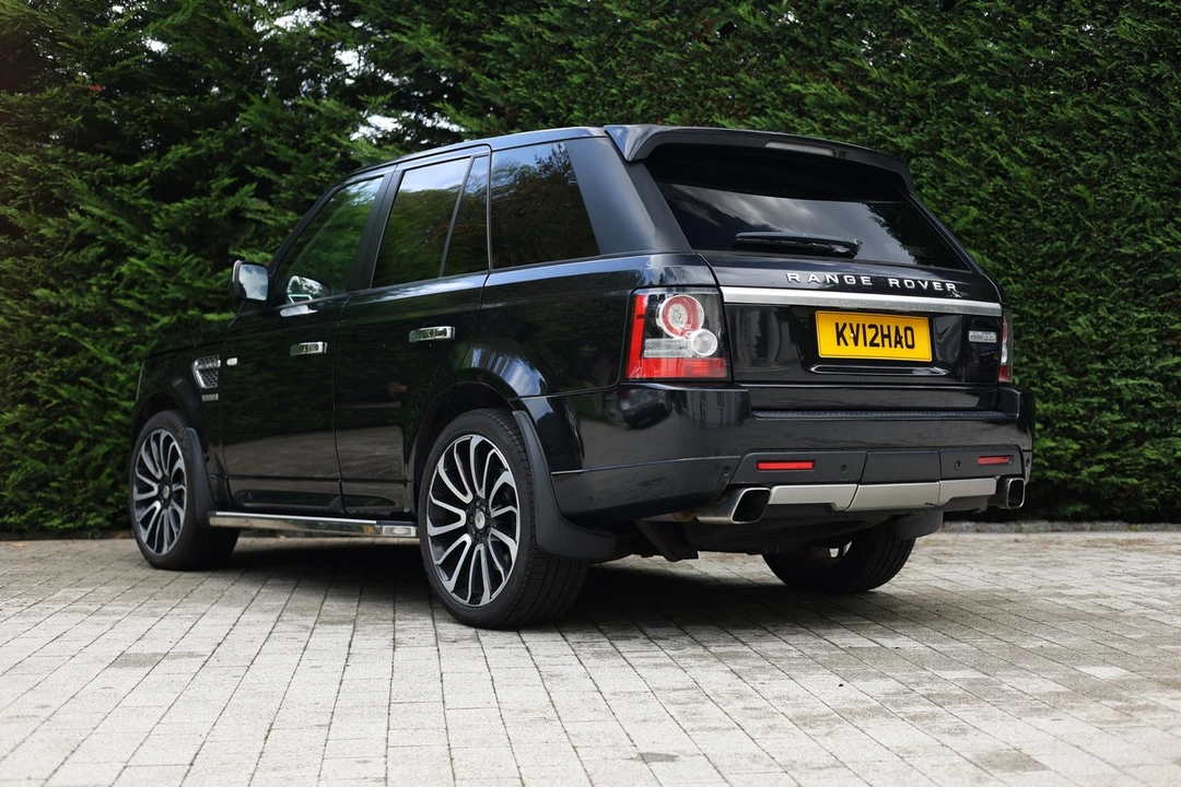 2012 Land Rover Range Rover L322 - Image 8 of 30