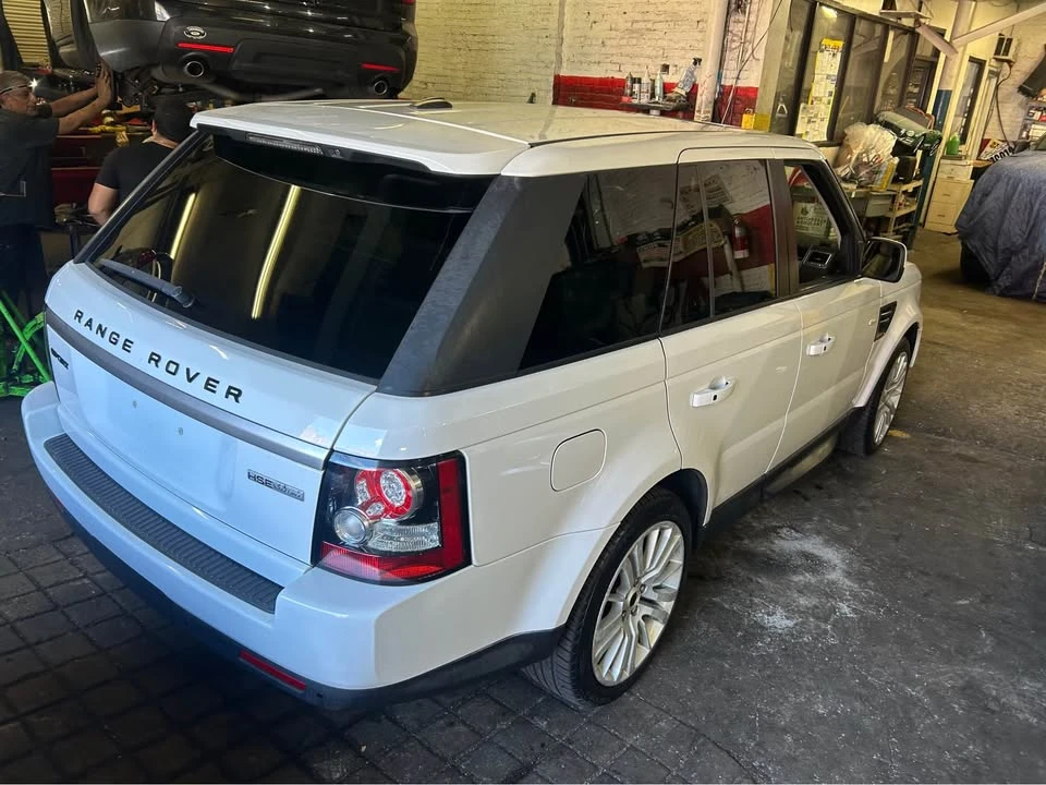 2012 Land Rover Range Rover L322 - Image 3 of 7