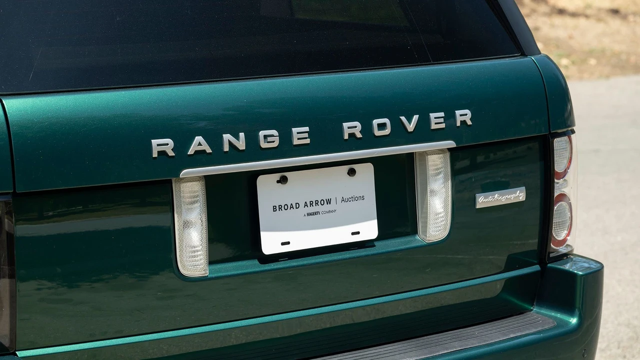 2012 Land Rover Range Rover L322 - Image 10 of 31