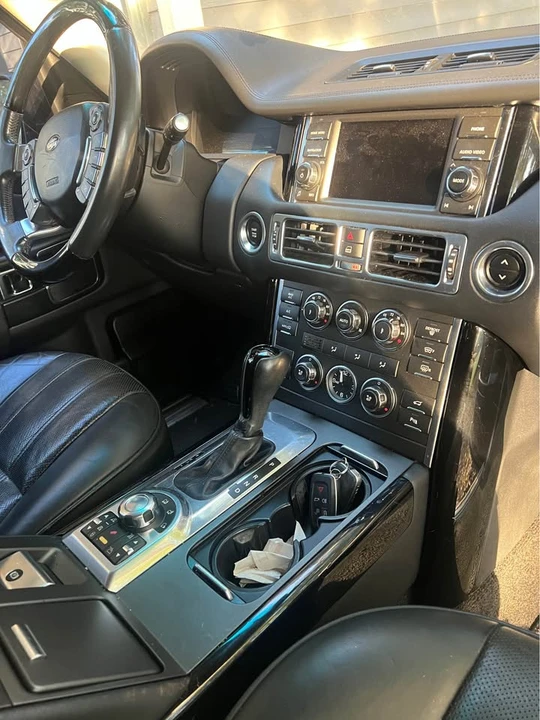 2012 Land Rover Range Rover L322 - Image 4 of 9